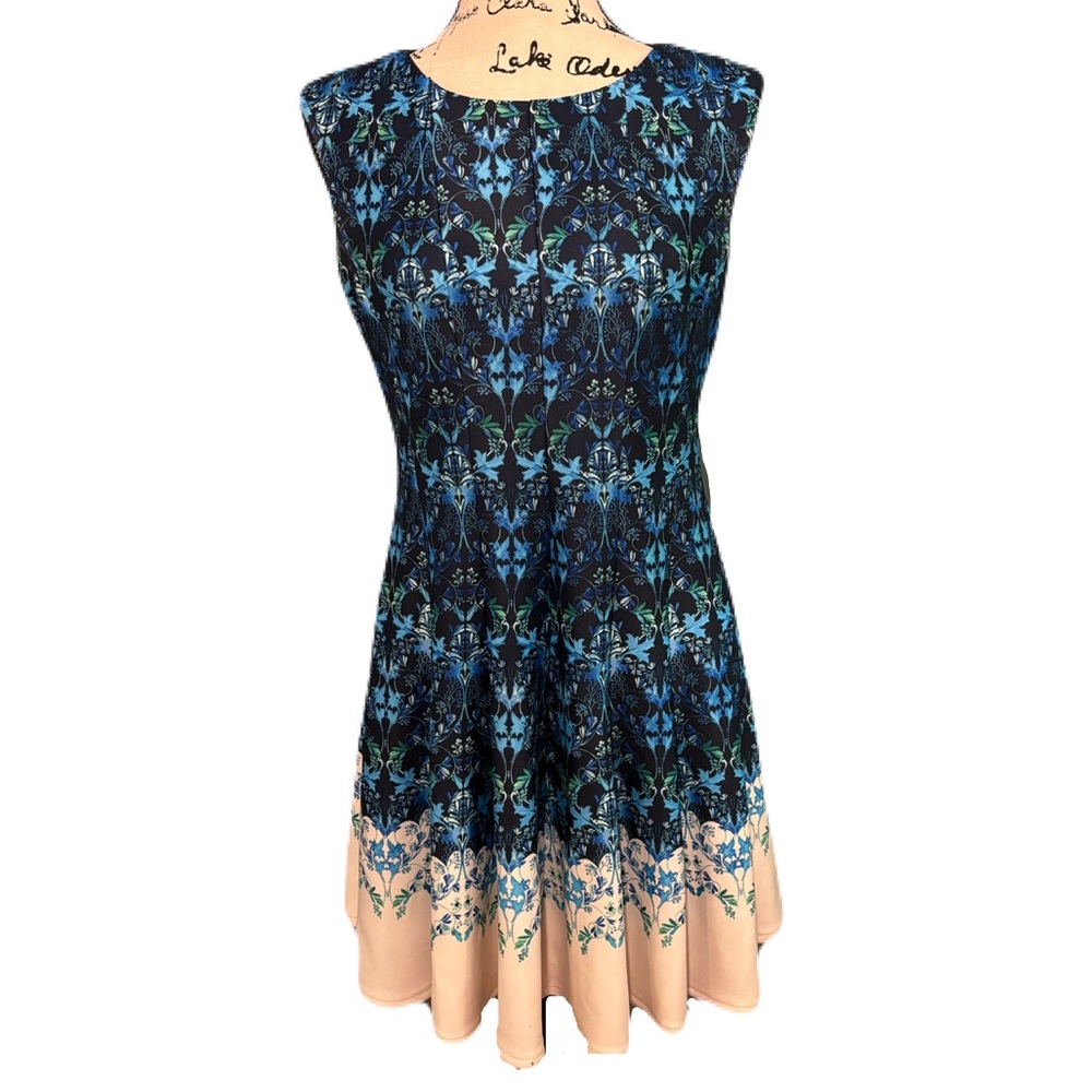 Dress barn 4 petite print blue
